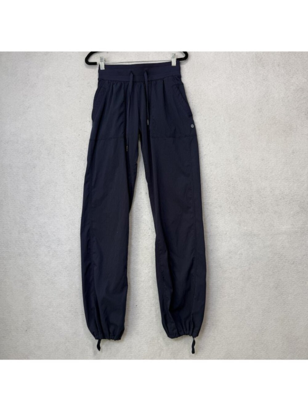 Lululemon Jogger Pants Womens M Blue Lightweight Tapered Pockets Yoga Athletic - Picture 3 of 10